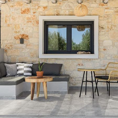 "Four Olives" Luxury Rooms, Afitos #Feelslikehome Εξωτερικό φωτογραφία