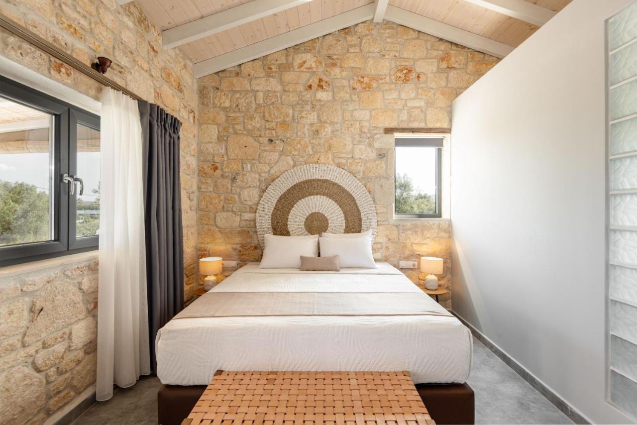 "Four Olives" Luxury Rooms, Afitos #Feelslikehome Εξωτερικό φωτογραφία