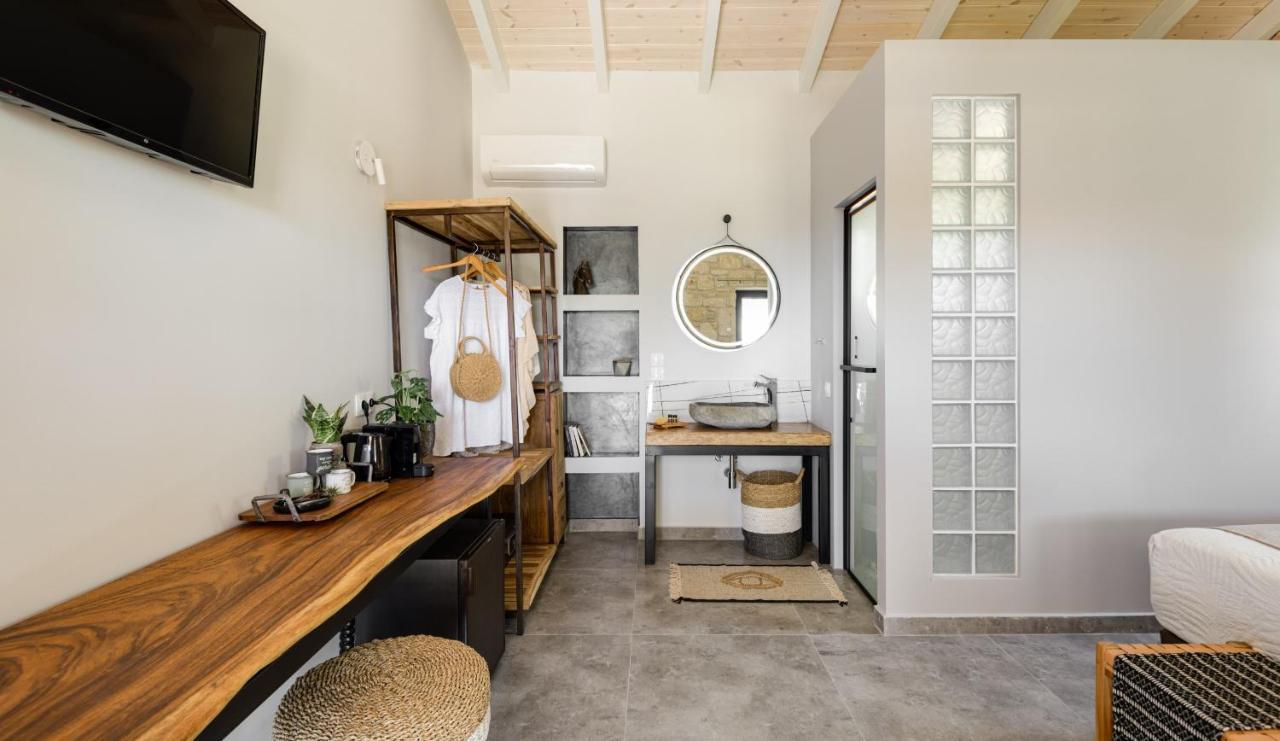 "Four Olives" Luxury Rooms, Afitos #Feelslikehome Εξωτερικό φωτογραφία